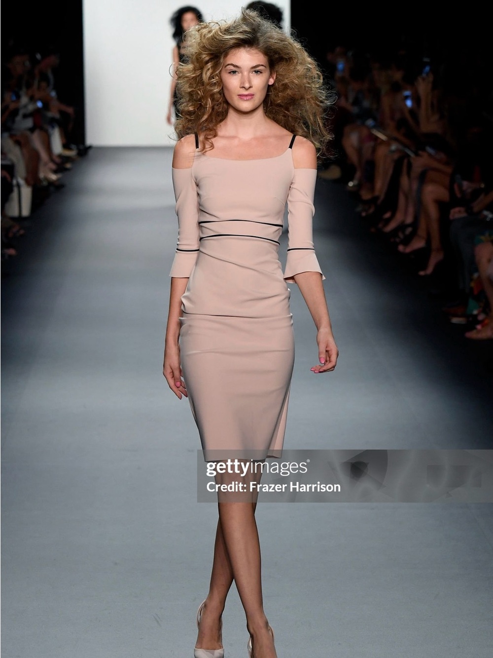 $795 Chiara Boni Runway Italian Structural Symmetrical Dress La Petite Robe